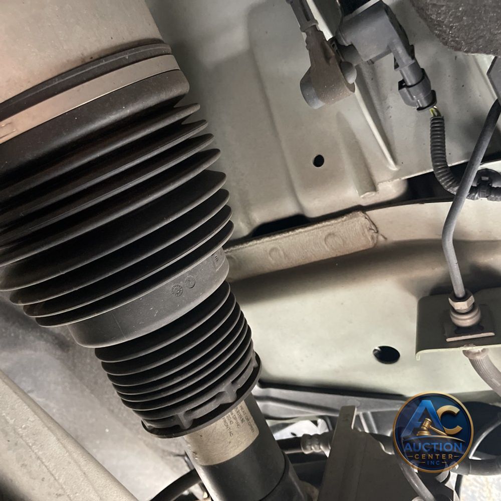 2023 Land Rover Defender 110 Standard