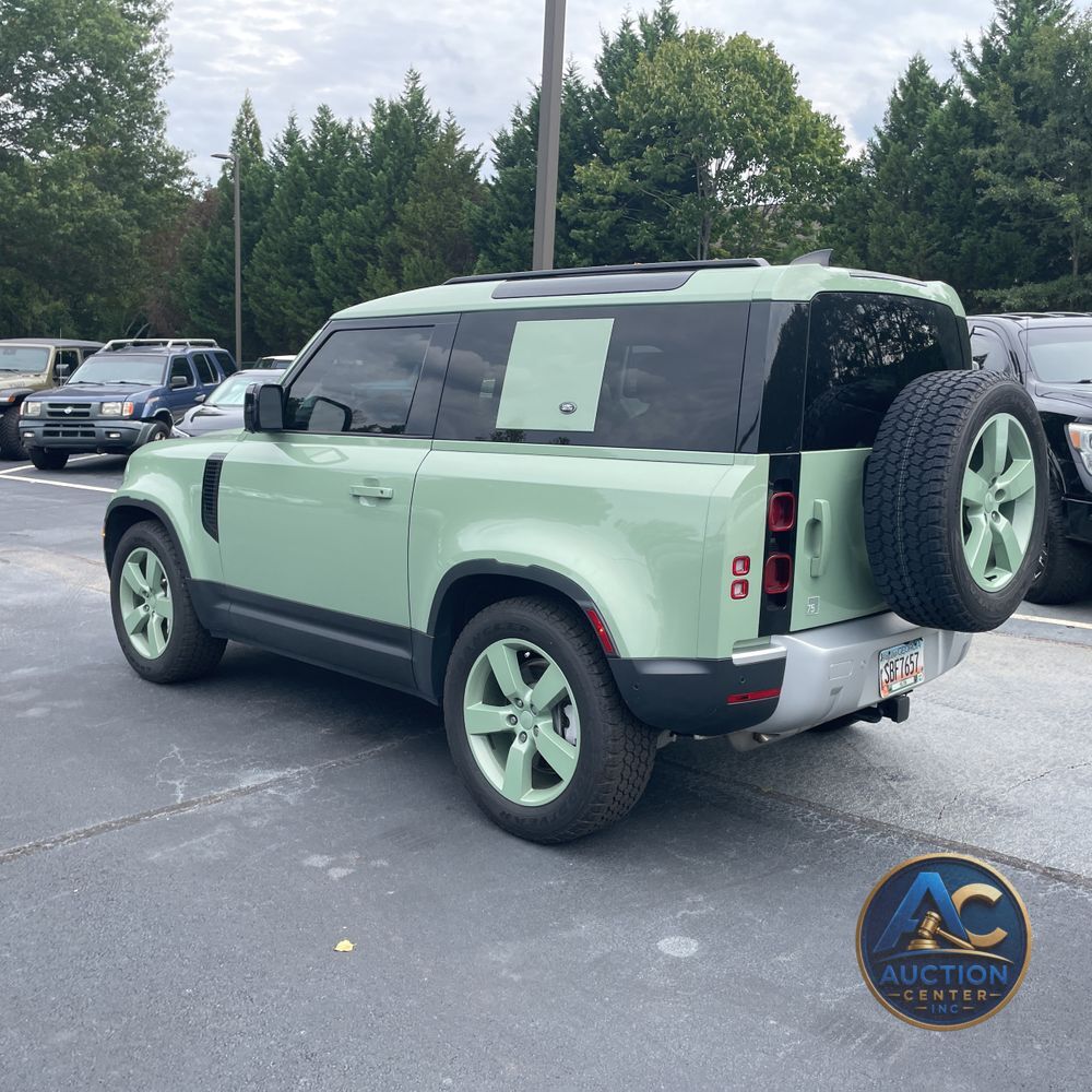 2023 Land Rover Defender 110 Standard