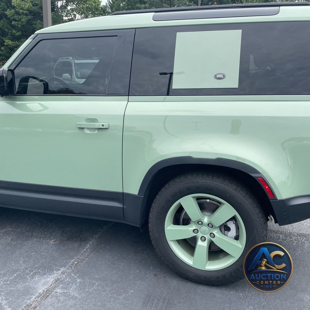 2023 Land Rover Defender 110 Standard