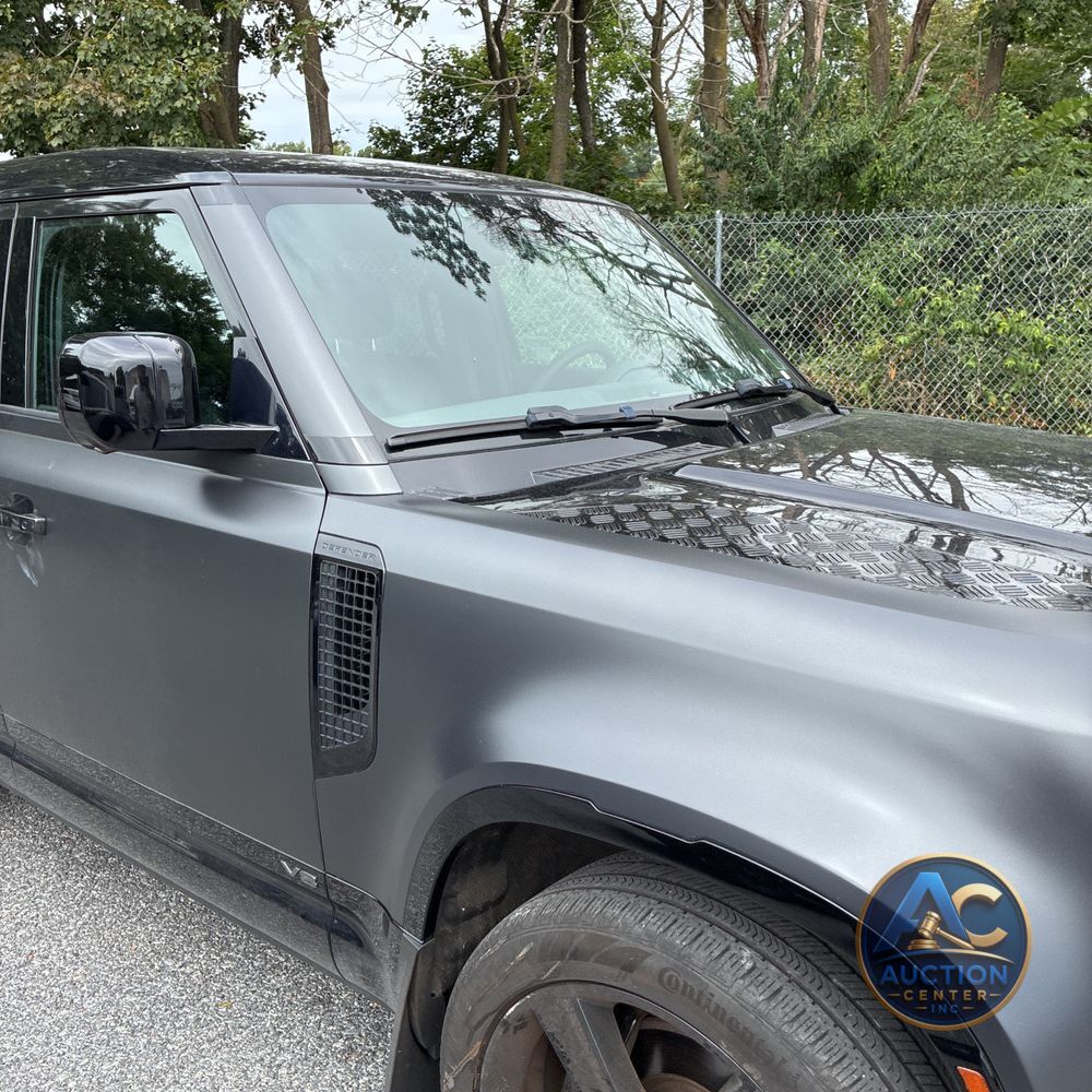 2023 Land Rover Defender 110 Carpathian Ed V8