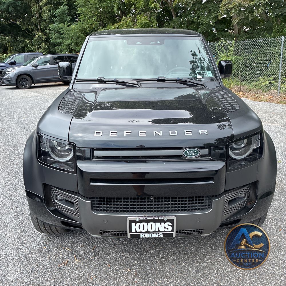 2023 Land Rover Defender 110 Carpathian Ed V8