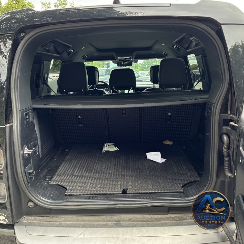 2023 Land Rover Defender 110 Carpathian Ed V8