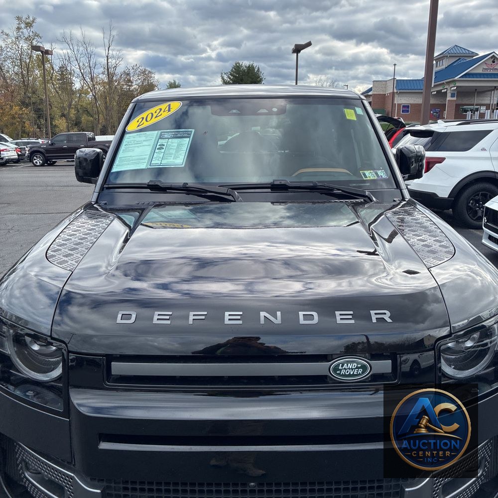 2024 Land Rover Defender 110 Carp Ed V8 P525