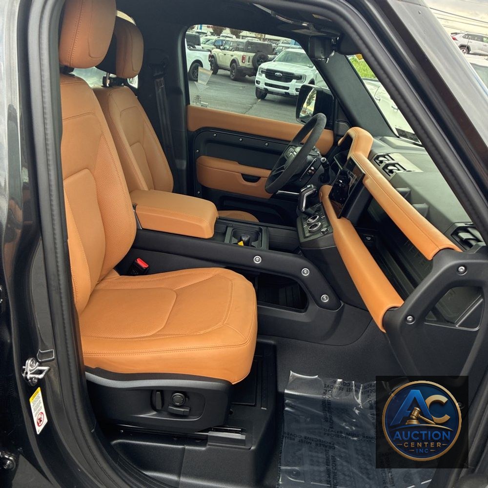 2024 Land Rover Defender 110 Carp Ed V8 P525
