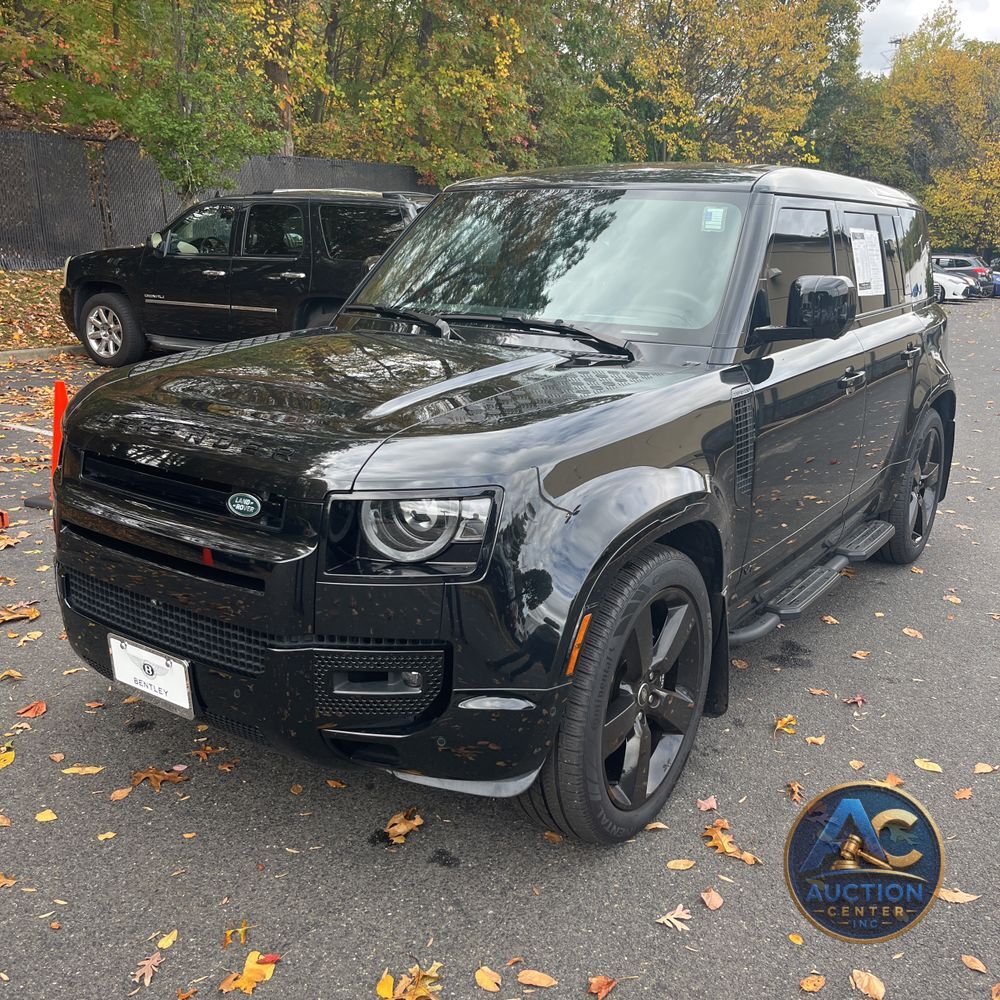 2025 Land Rover Defender 110 V8 P525