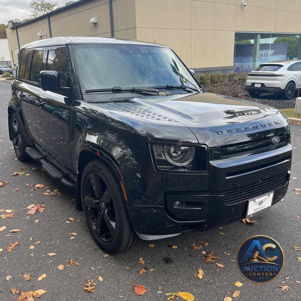 2025 Land Rover Defender 110 V8 P525