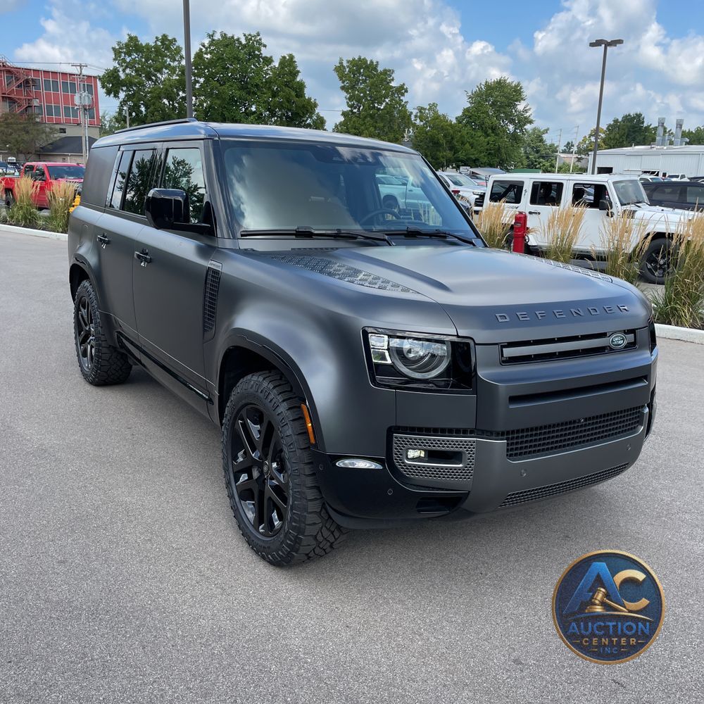 2024 Land Rover Defender 130 Outbound P400