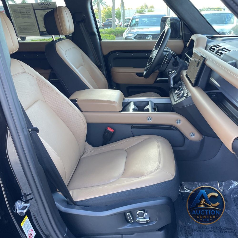 2025 Land Rover Defender 130 V8 P500