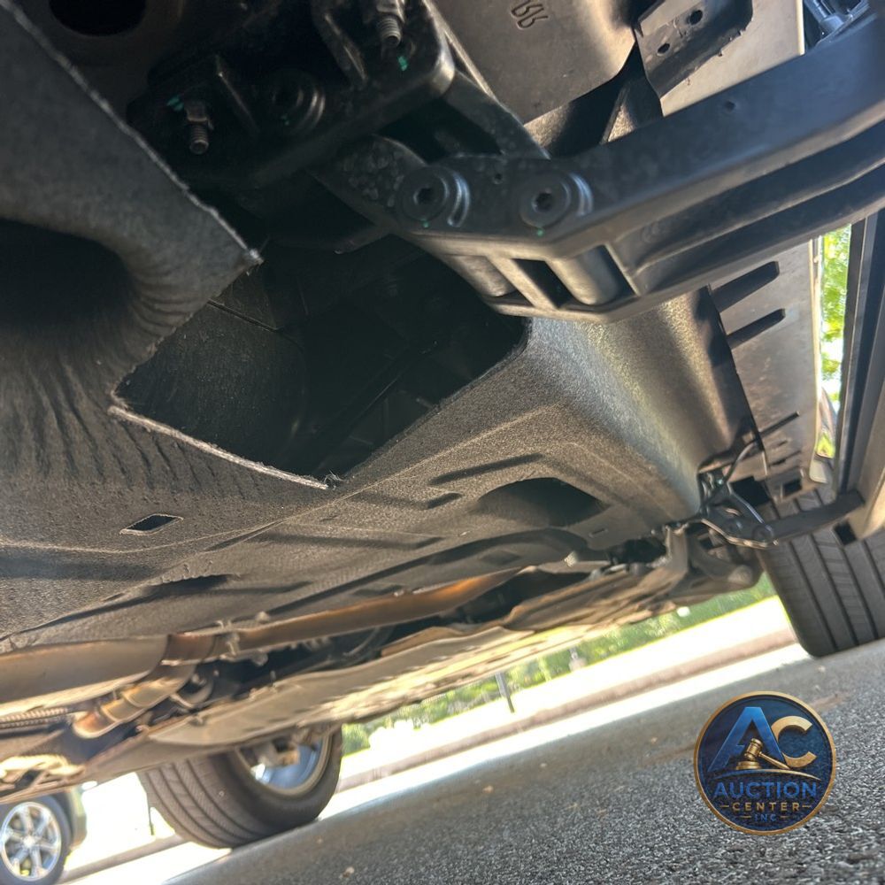 2025 Land Rover Defender 130 V8 P500