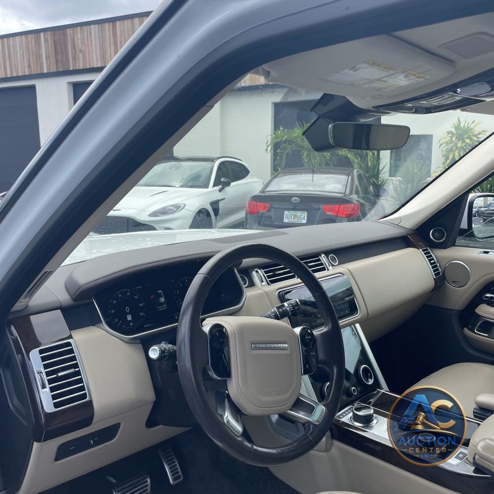 2022 Land Rover Range Rover Westminster