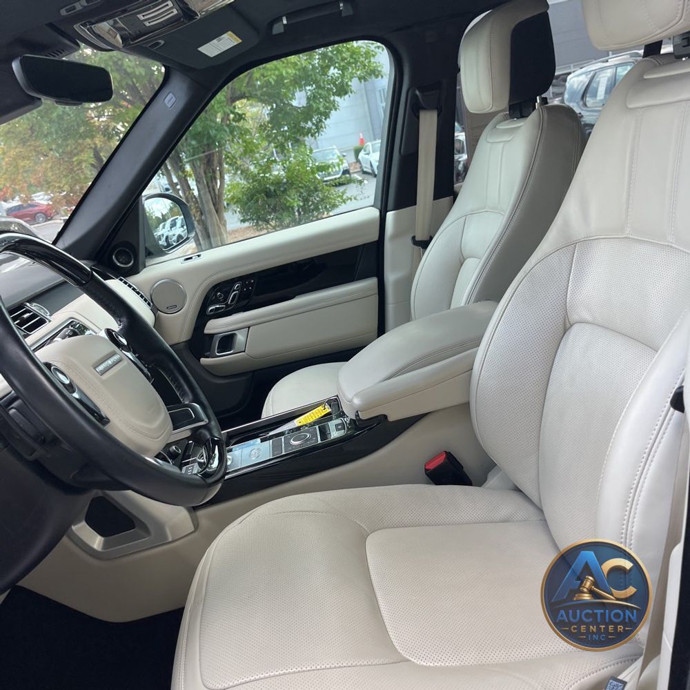2022 Land Rover Range Rover P525 HSE Westminster Edition