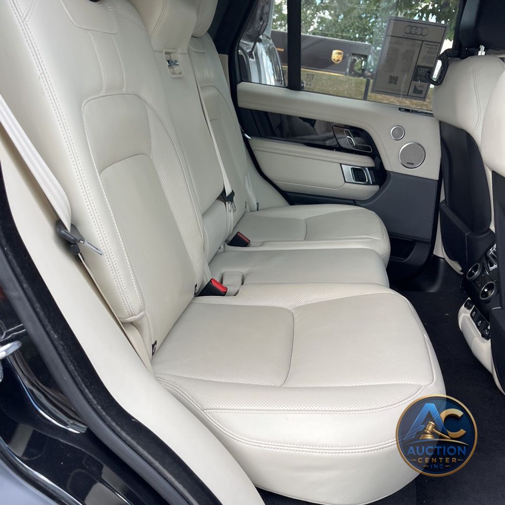 2022 Land Rover Range Rover P525 HSE Westminster Edition