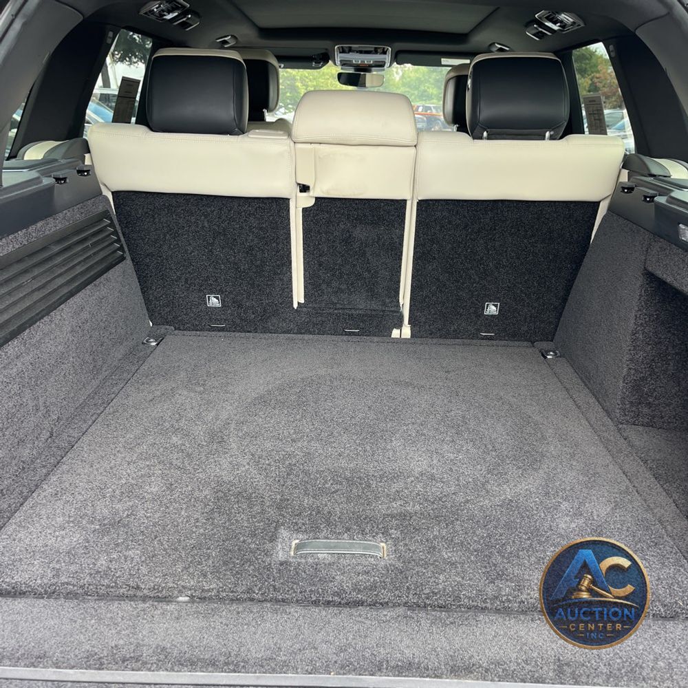 2022 Land Rover Range Rover P525 HSE Westminster Edition
