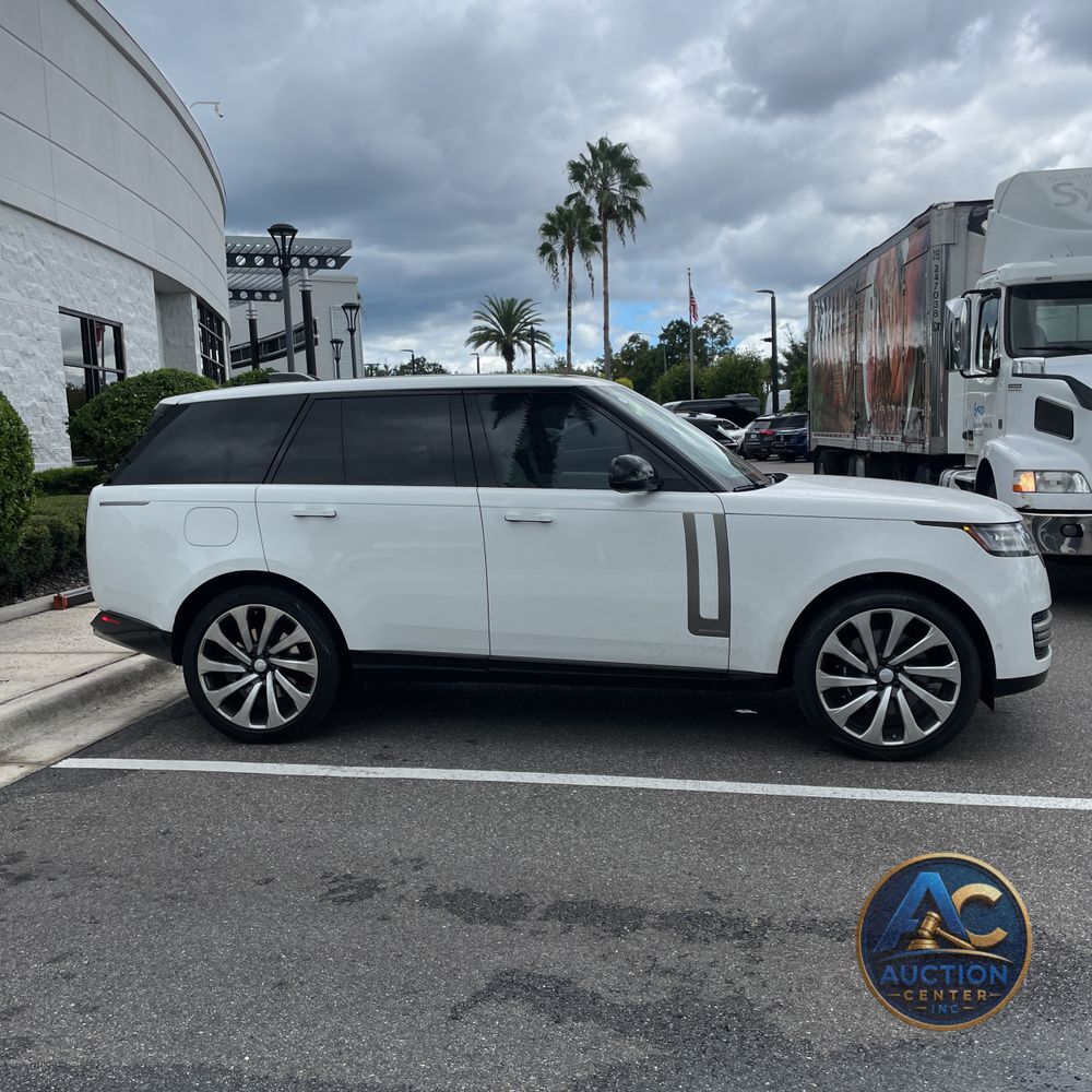 2025 Land Rover Range Rover Autobiography P530