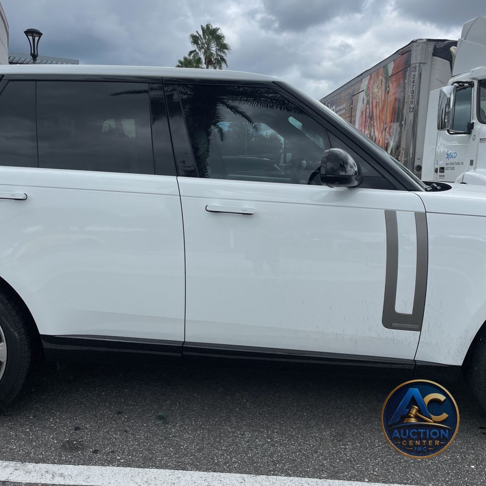 2025 Land Rover Range Rover Autobiography P530