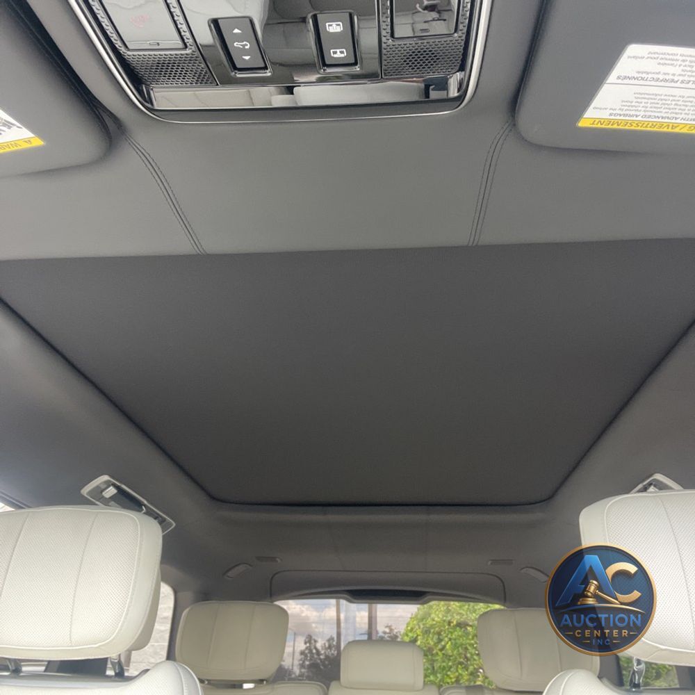2025 Land Rover Range Rover Autobiography P530