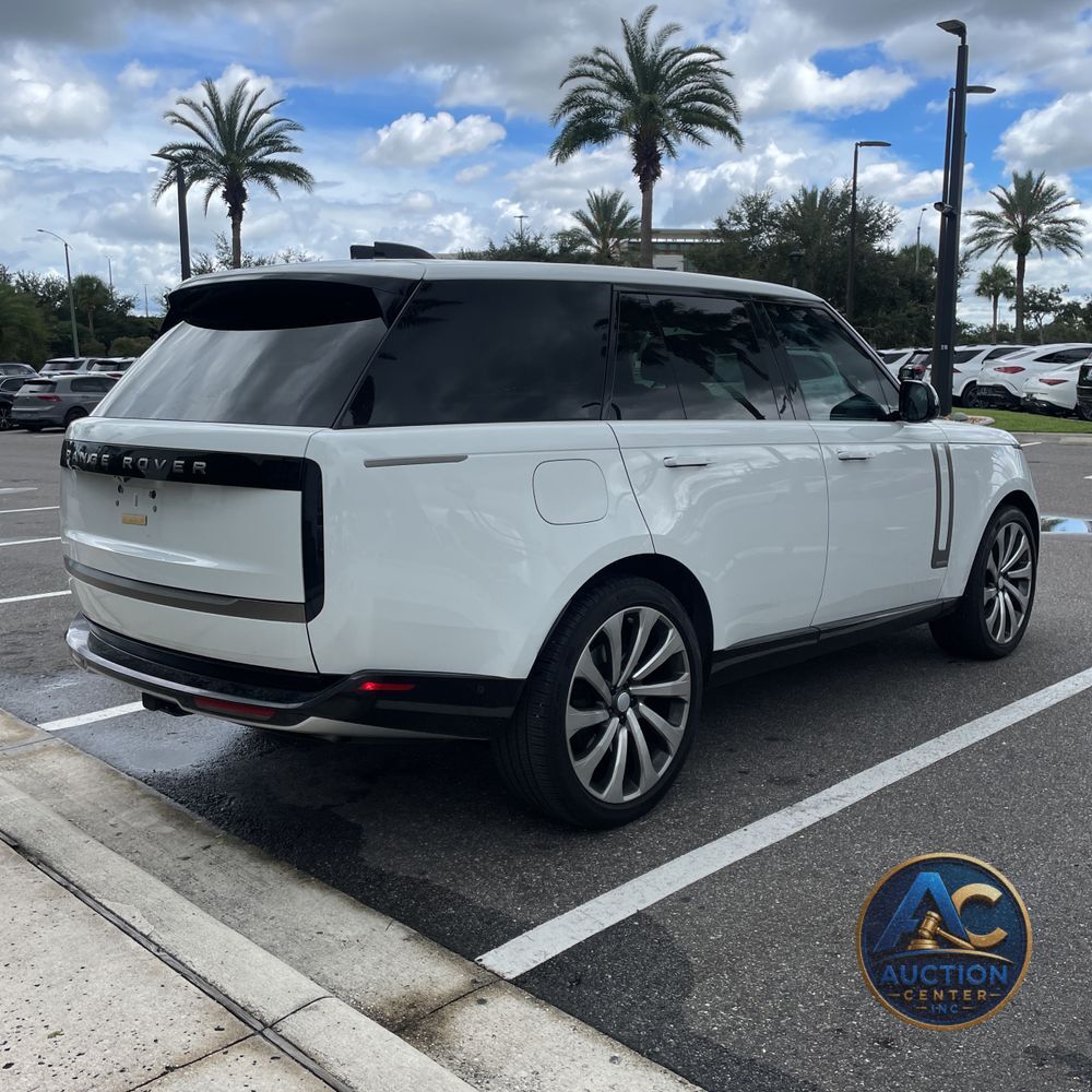 2025 Land Rover Range Rover Autobiography P530