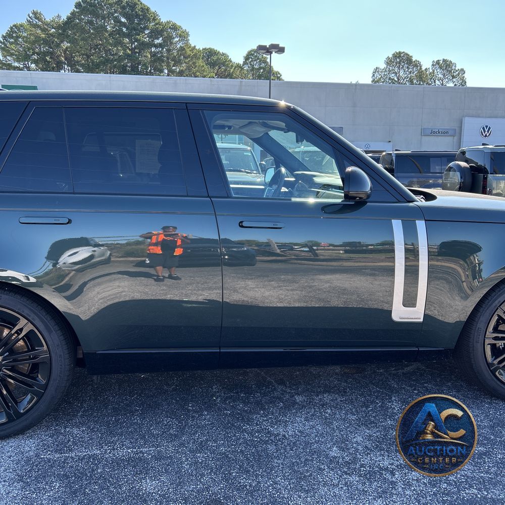 2025 Land Rover Range Rover Autobiography P530