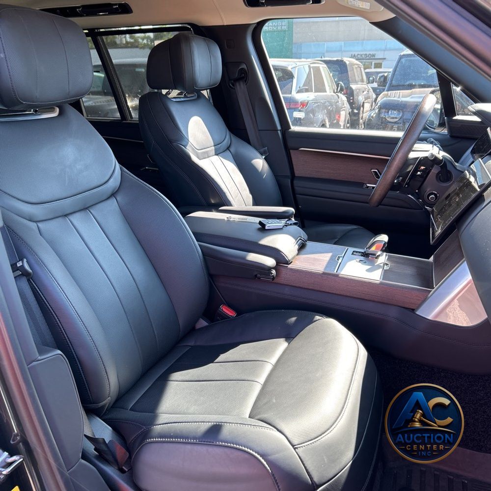 2025 Land Rover Range Rover Autobiography P530