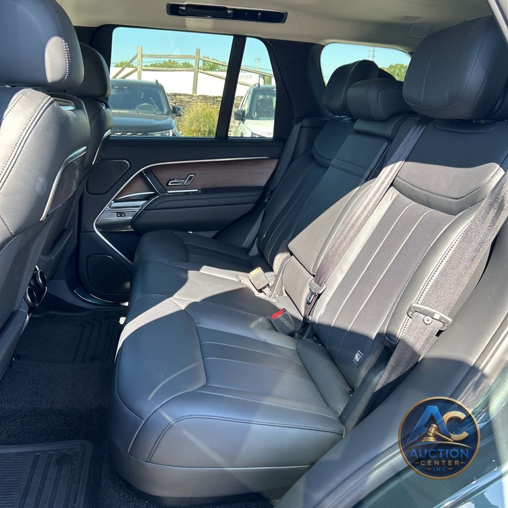 2025 Land Rover Range Rover Autobiography P530
