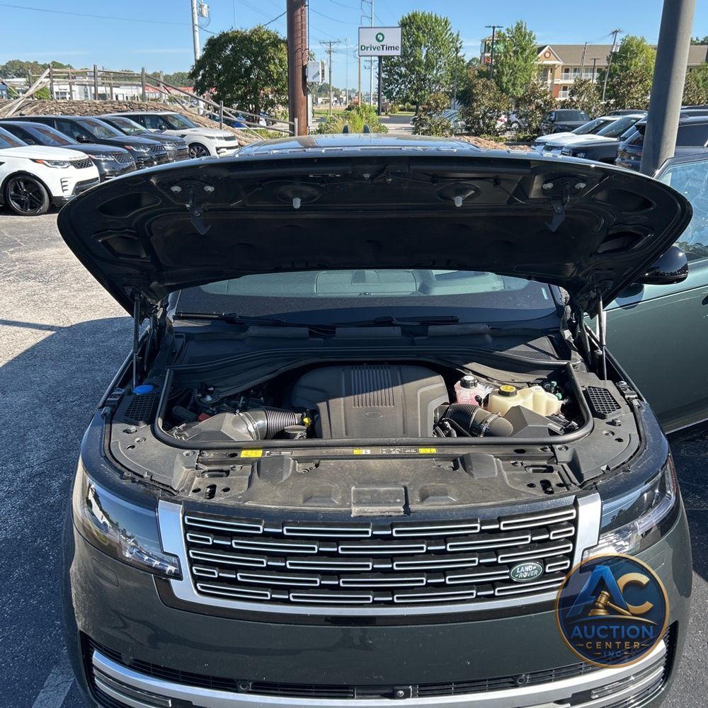 2025 Land Rover Range Rover Autobiography P530