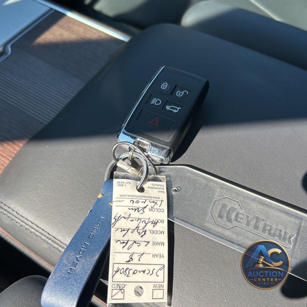 2025 Land Rover Range Rover Autobiography P530