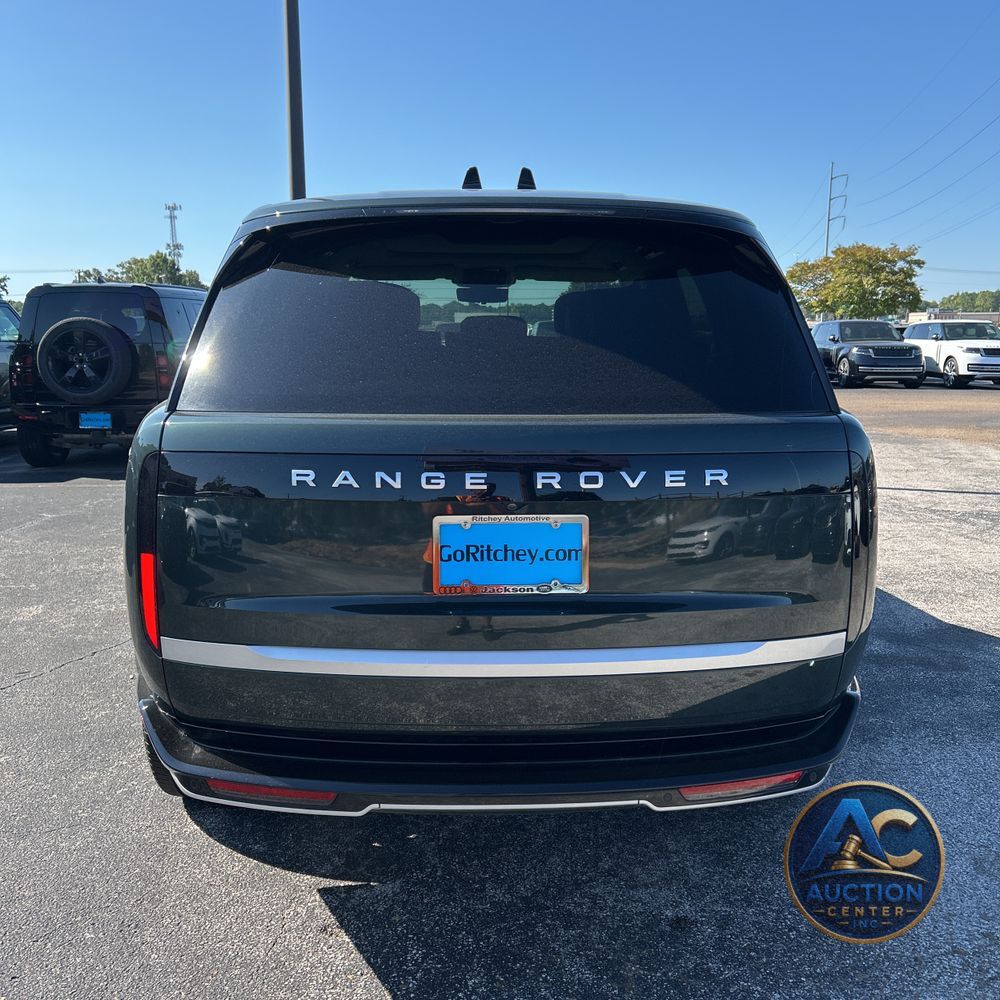 2025 Land Rover Range Rover Autobiography P530