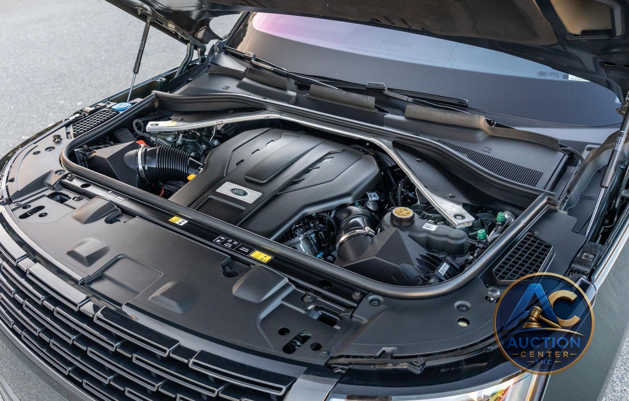 2023 Land Rover Range Rover P530 SE