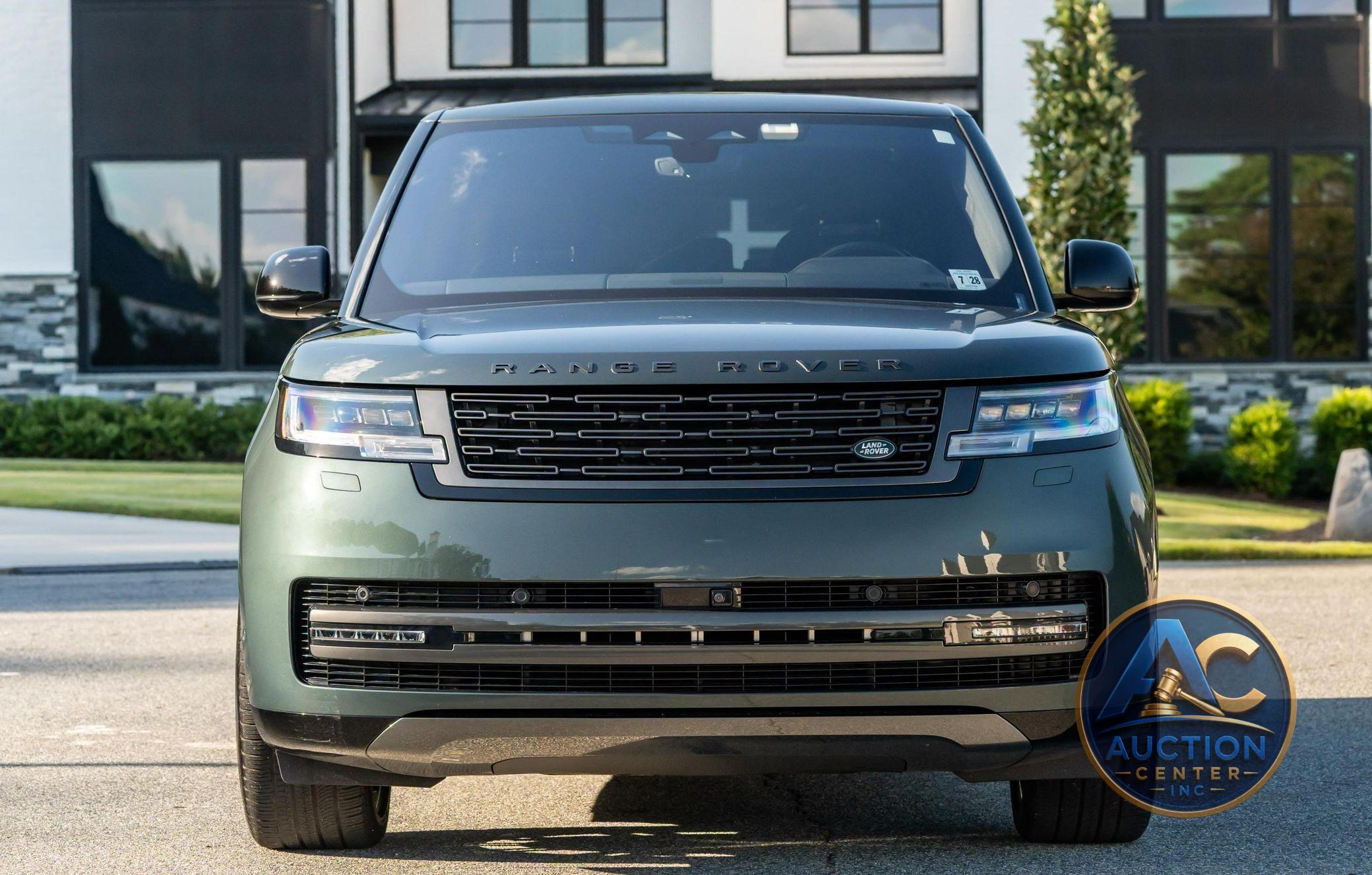 2023 Land Rover Range Rover P530 SE