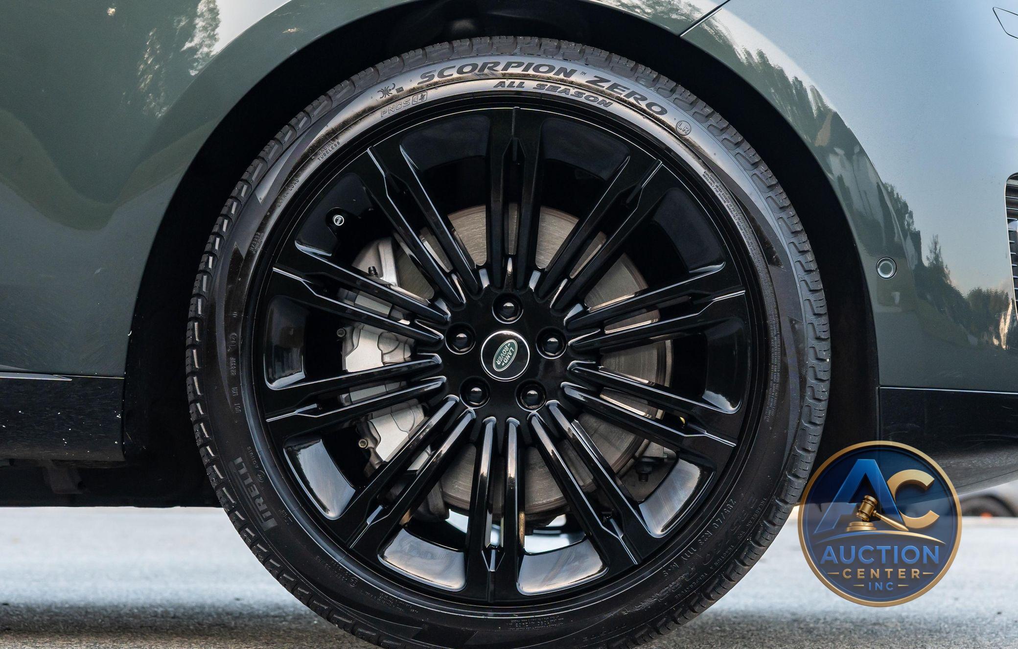 2023 Land Rover Range Rover P530 SE