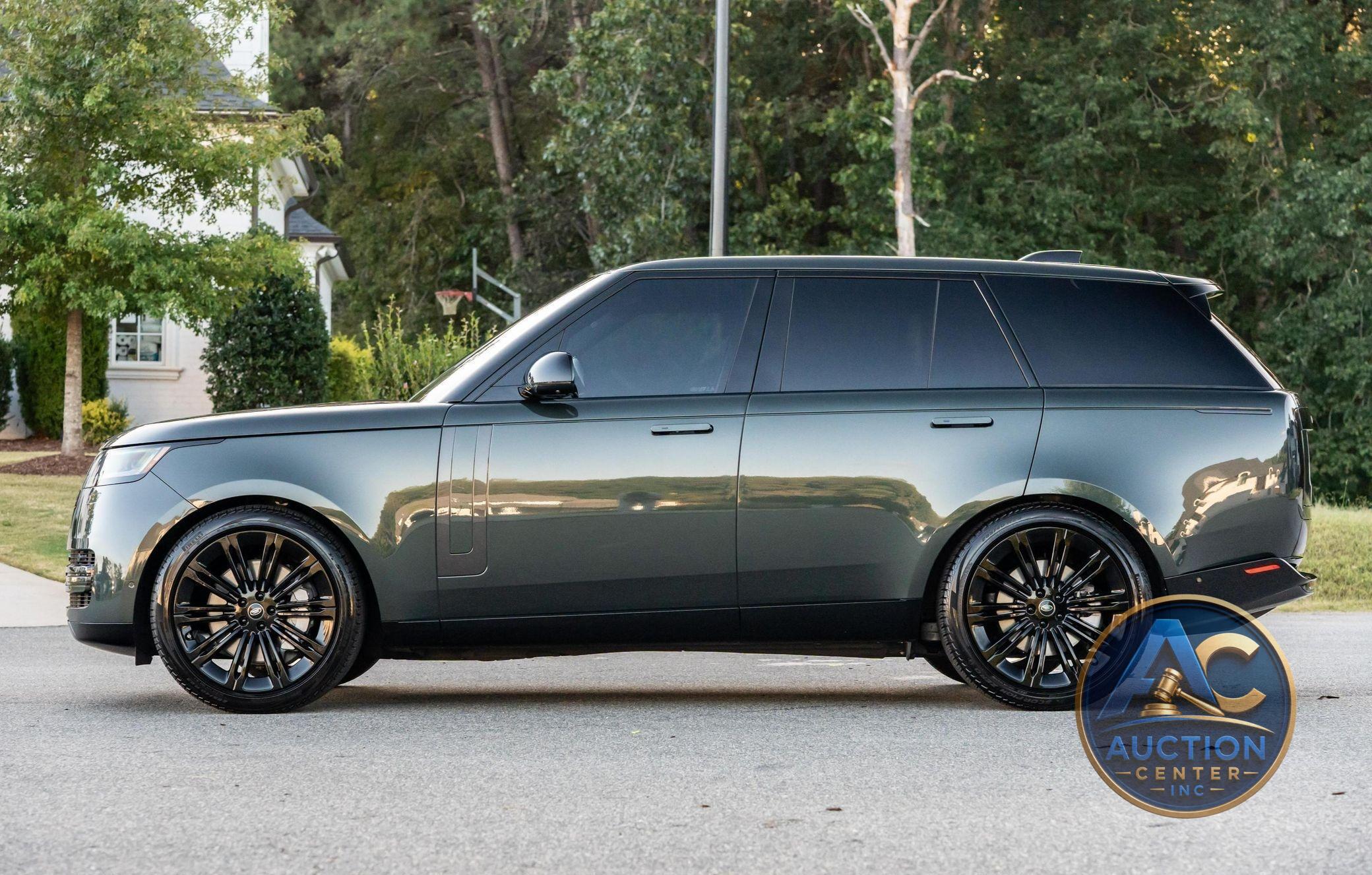 2023 Land Rover Range Rover P530 SE