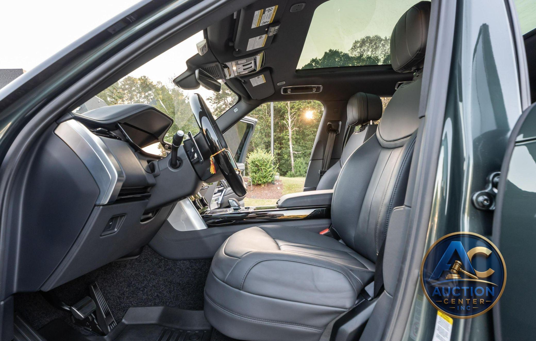 2023 Land Rover Range Rover P530 SE