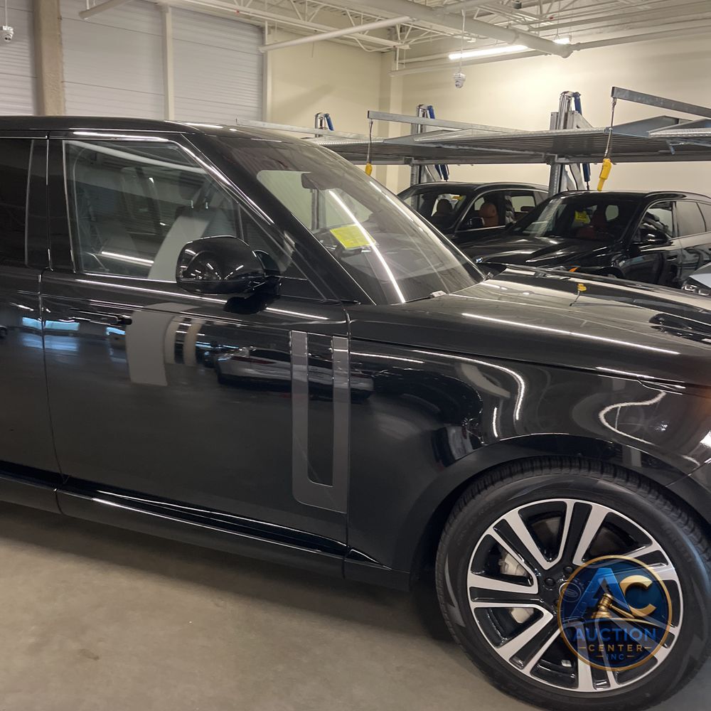 2023 Land Rover Range Rover P530 SE