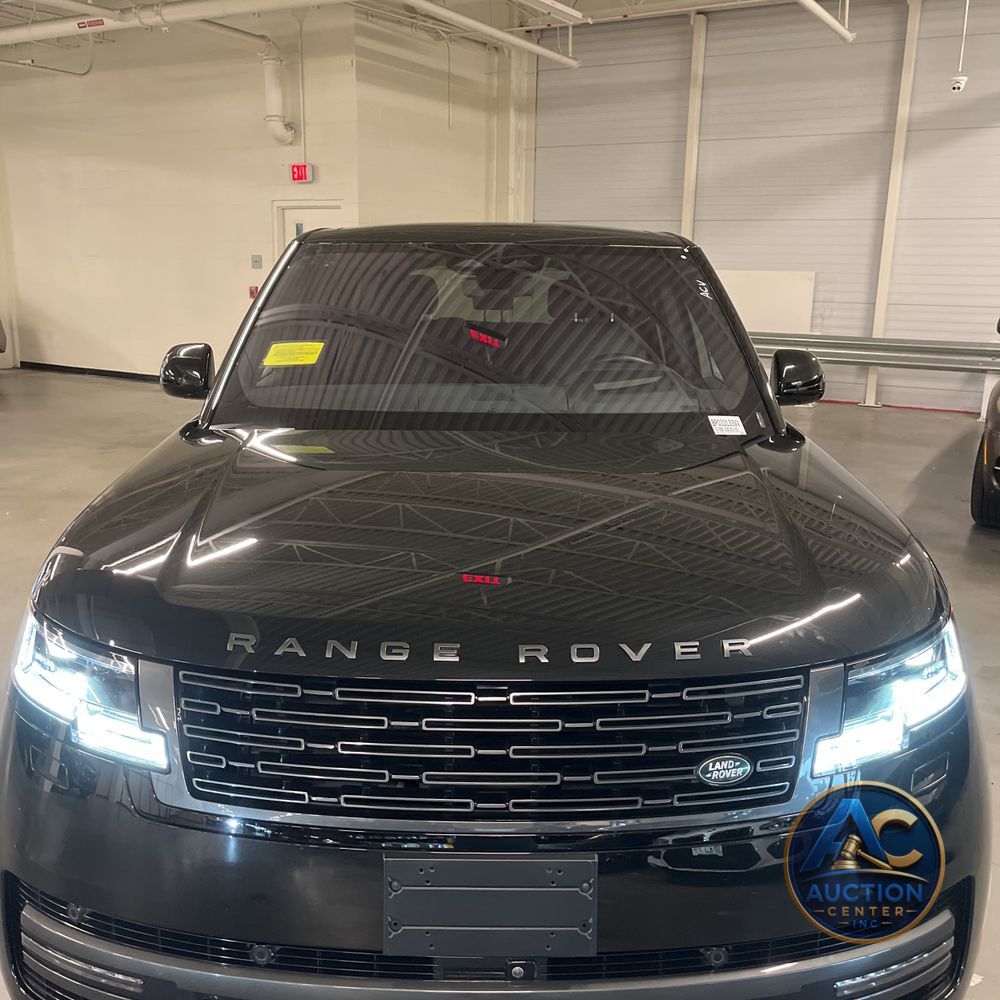 2023 Land Rover Range Rover P530 SE