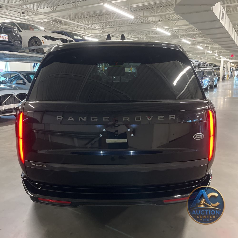 2023 Land Rover Range Rover P530 SE