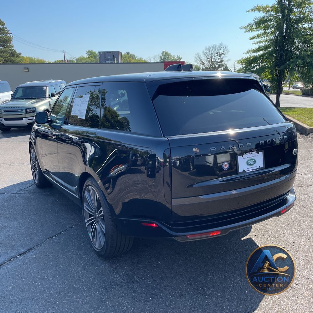 2023 Land Rover Range Rover SE