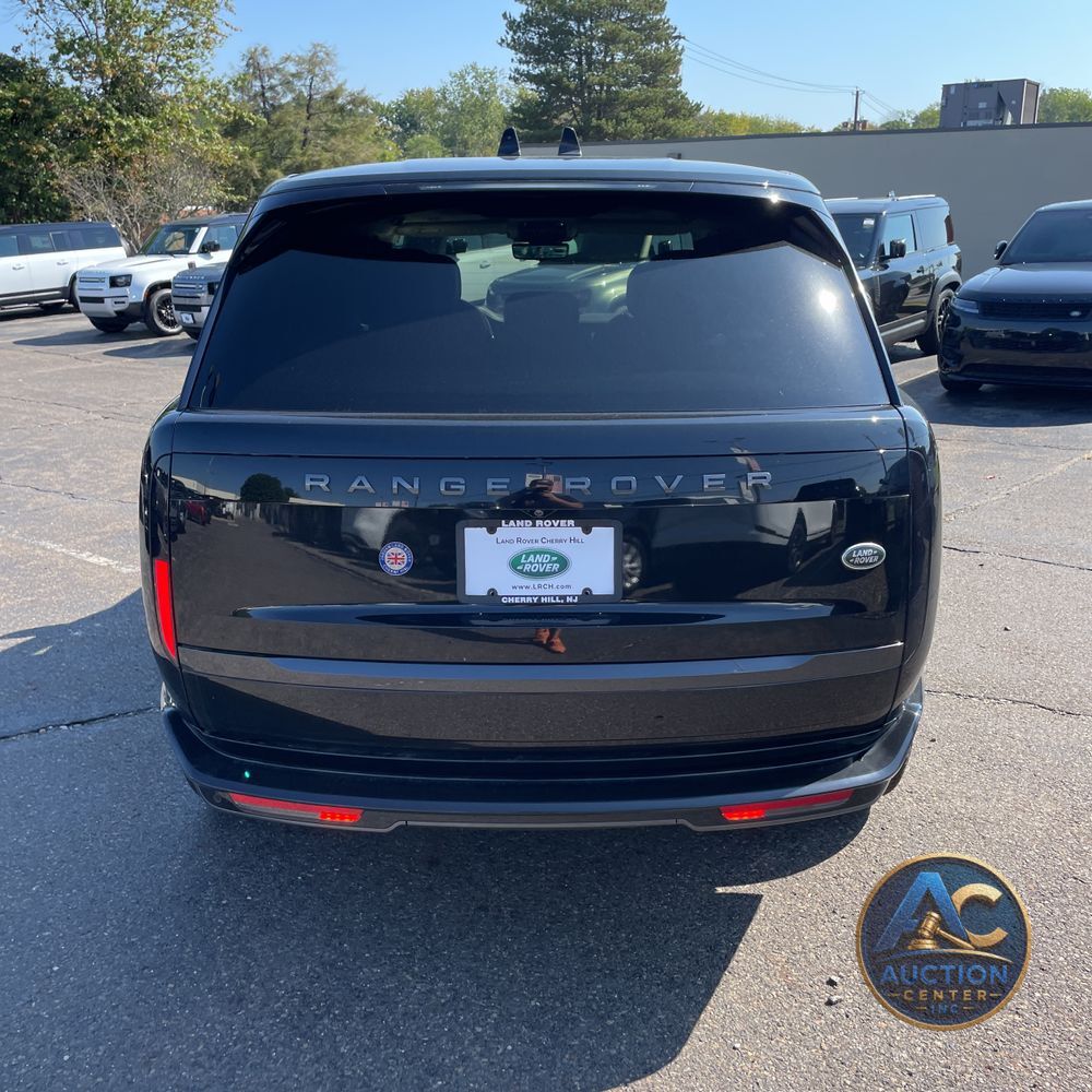 2023 Land Rover Range Rover SE