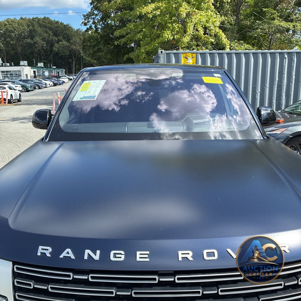 2023 Land Rover Range Rover P530 SE