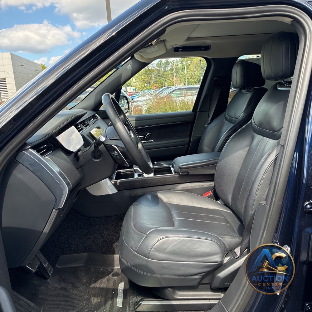 2023 Land Rover Range Rover P530 SE