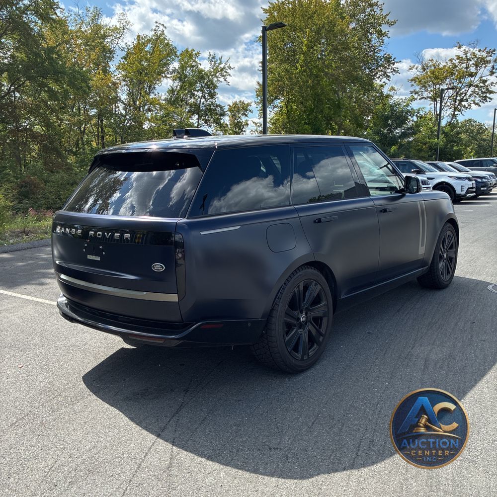 2023 Land Rover Range Rover P530 SE