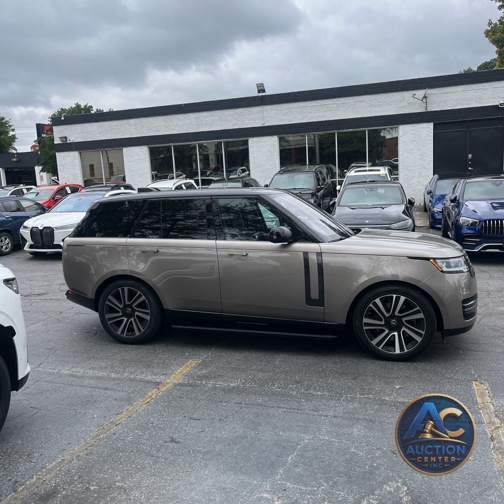 2023 Land Rover Range Rover SE