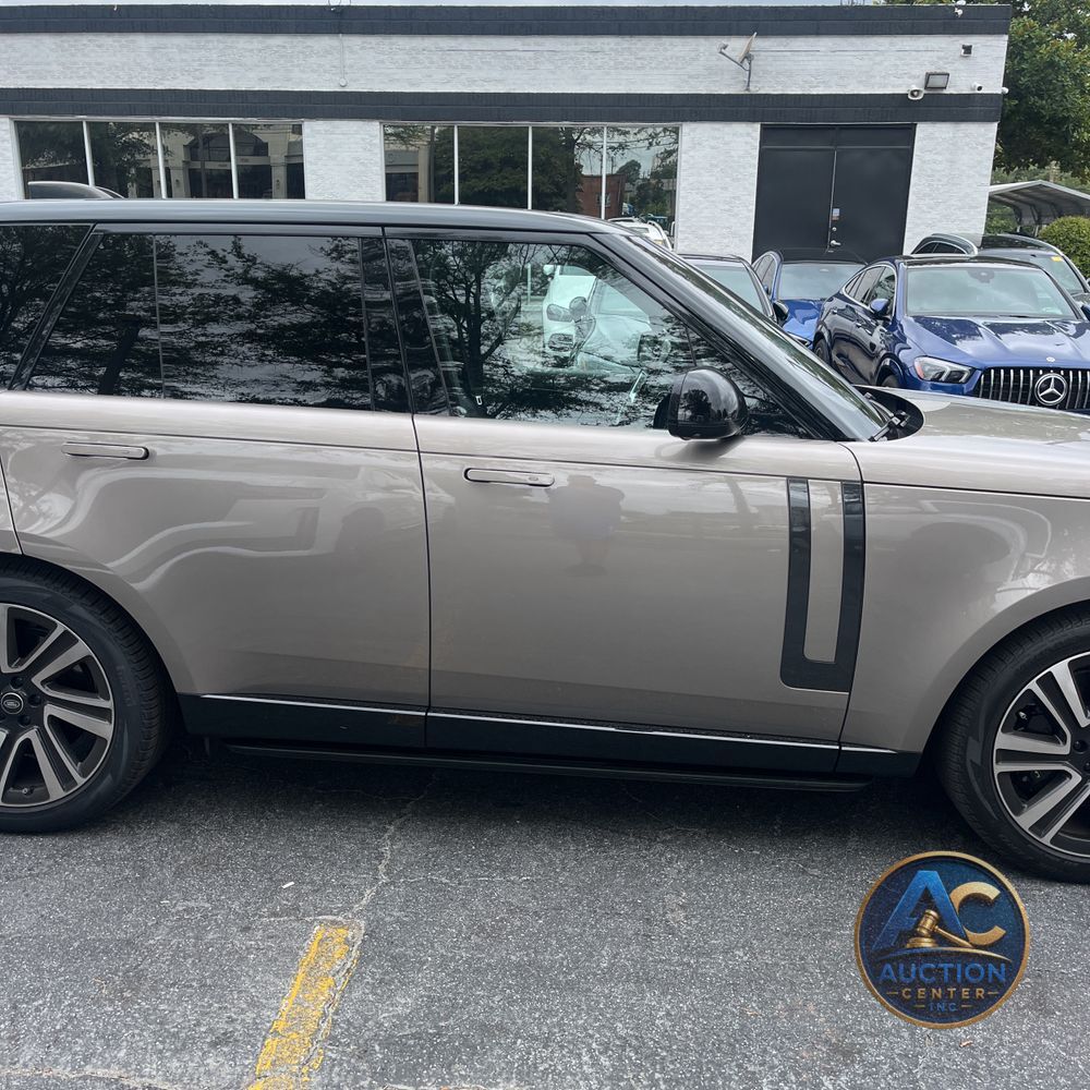 2023 Land Rover Range Rover SE