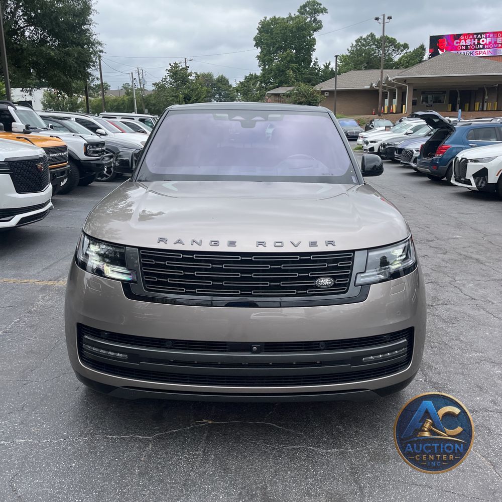 2023 Land Rover Range Rover SE