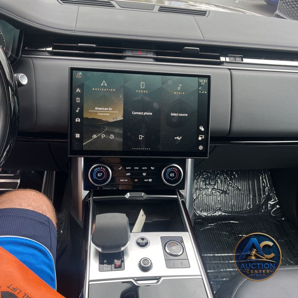 2023 Land Rover Range Rover SE