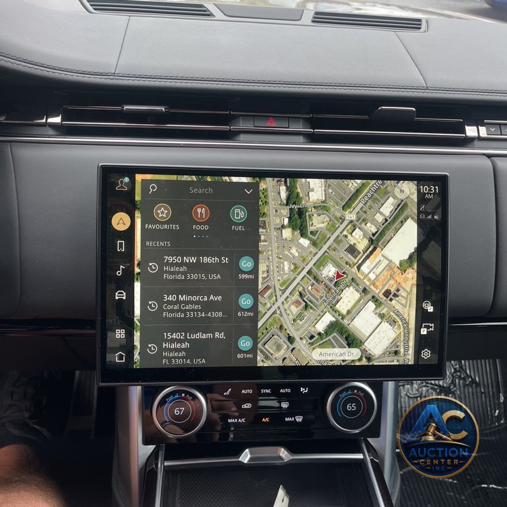 2023 Land Rover Range Rover SE