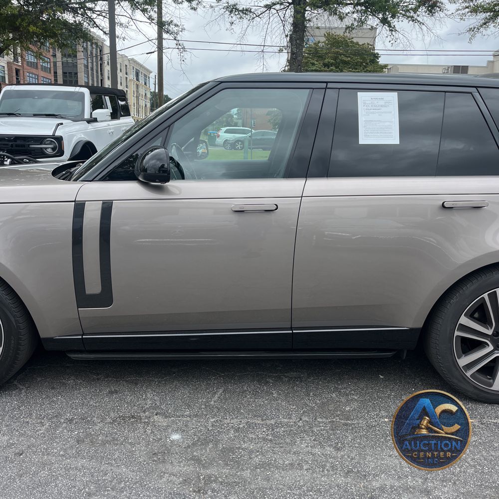 2023 Land Rover Range Rover SE