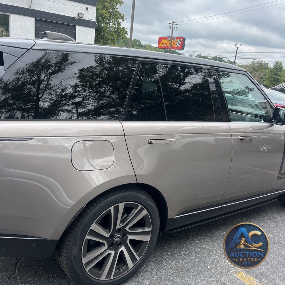 2023 Land Rover Range Rover SE