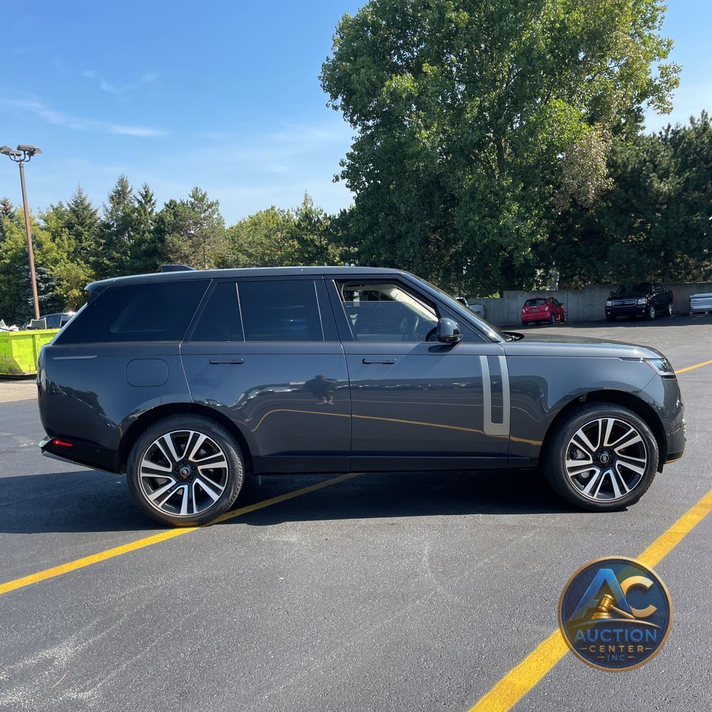 2023 Land Rover Range Rover P530 SE