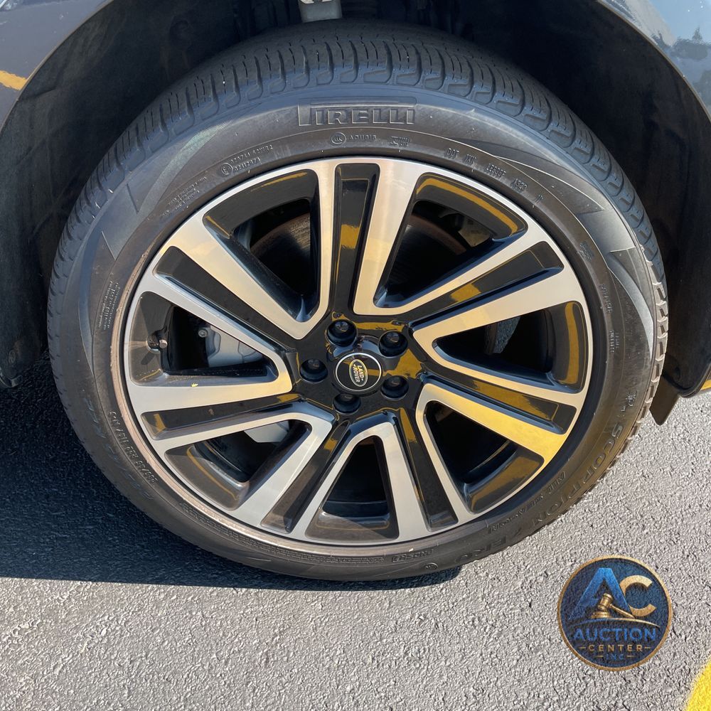 2023 Land Rover Range Rover P530 SE