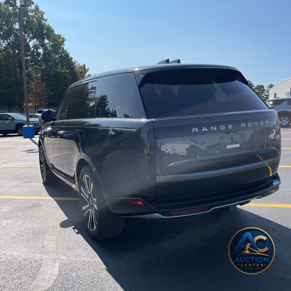 2023 Land Rover Range Rover P530 SE
